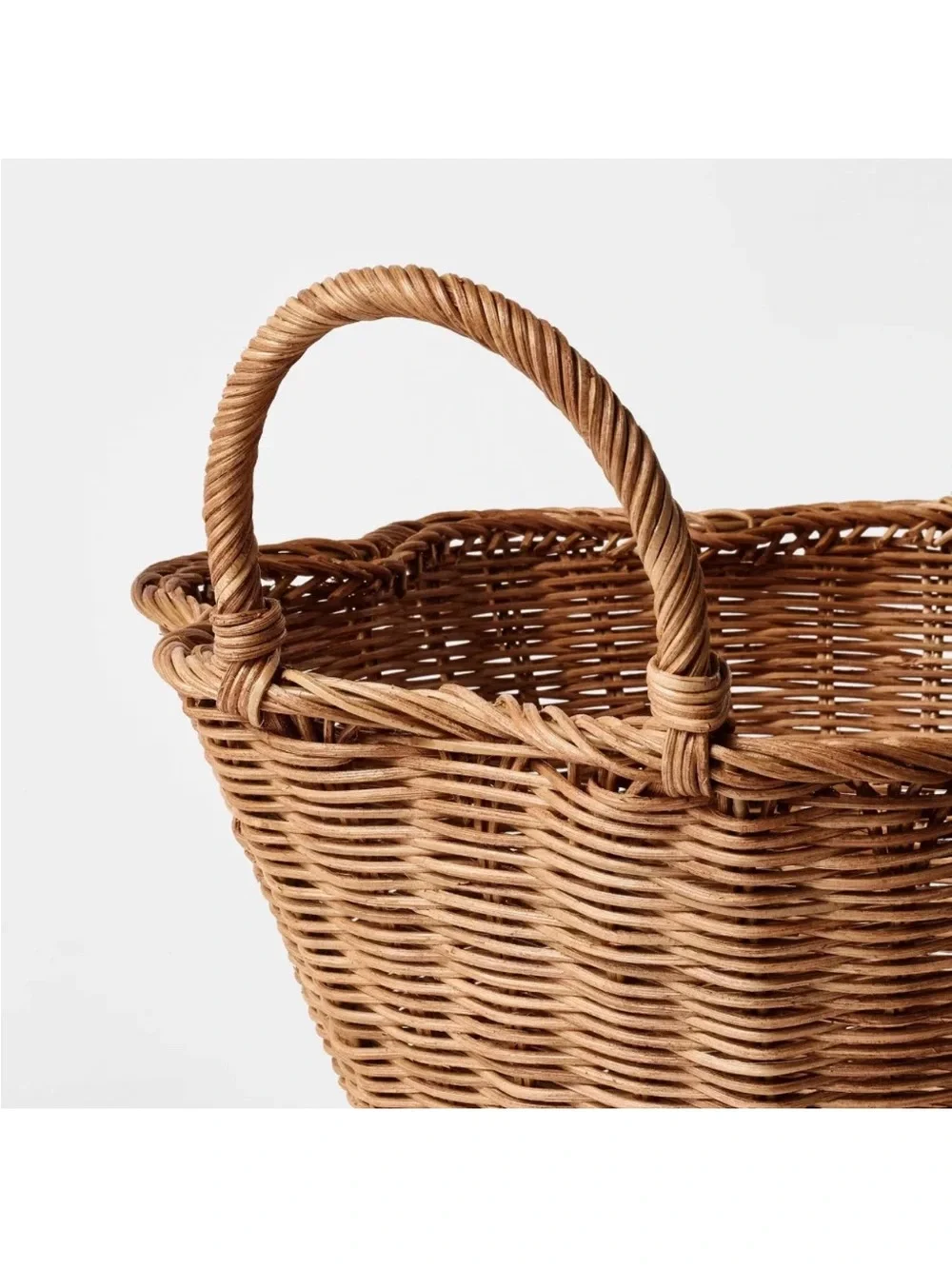 SPRING 2026 Small Scallop Basket - Threshold designed with Studio McGee NEW